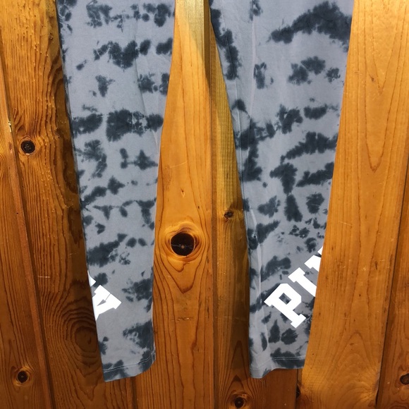 Pink Victoria’s Secret leggings tie dye small pants active wear comfy unique - Picture 4 of 7